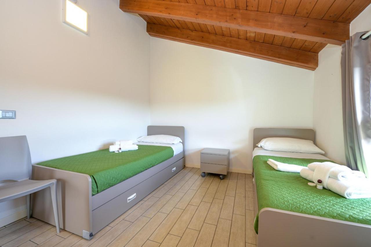 Borgo Gasparina Family Apartments Castelnuovo del Garda Eksteriør billede