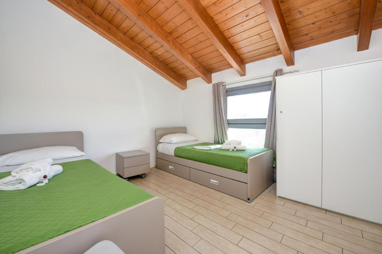 Borgo Gasparina Family Apartments Castelnuovo del Garda Eksteriør billede