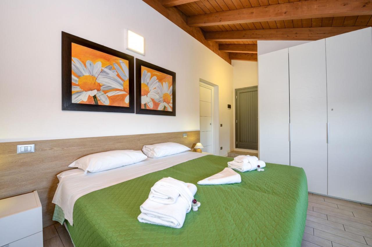Borgo Gasparina Family Apartments Castelnuovo del Garda Eksteriør billede