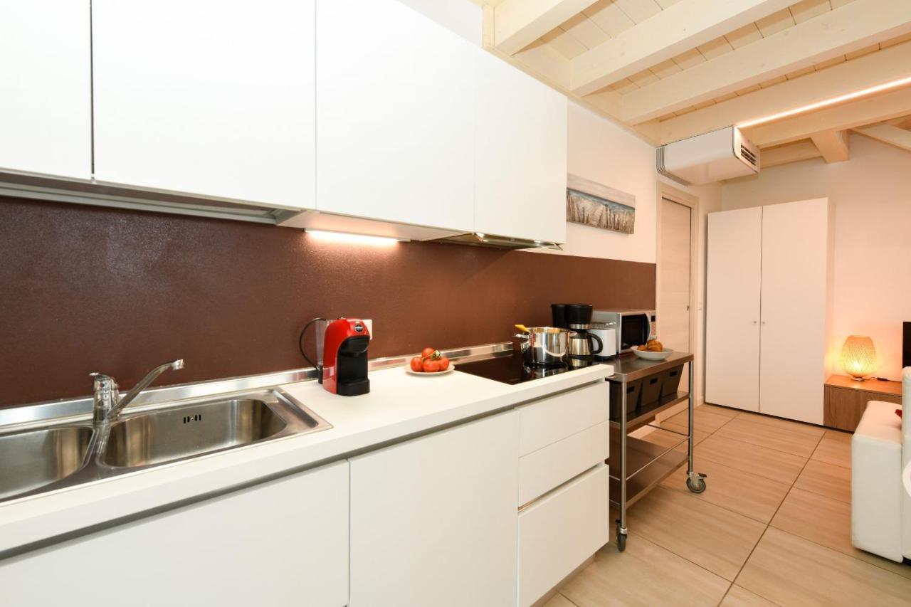 Borgo Gasparina Family Apartments Castelnuovo del Garda Eksteriør billede